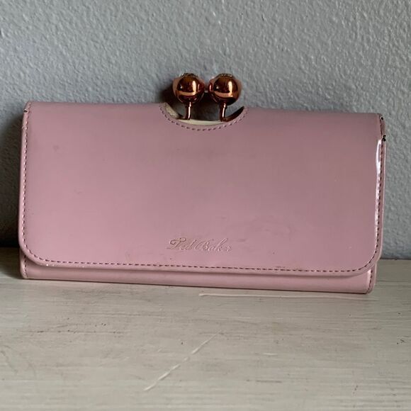 Ted Baker Light Pink Wallet With Rose Gold Snap Closure compartment - Picture 1 of 6